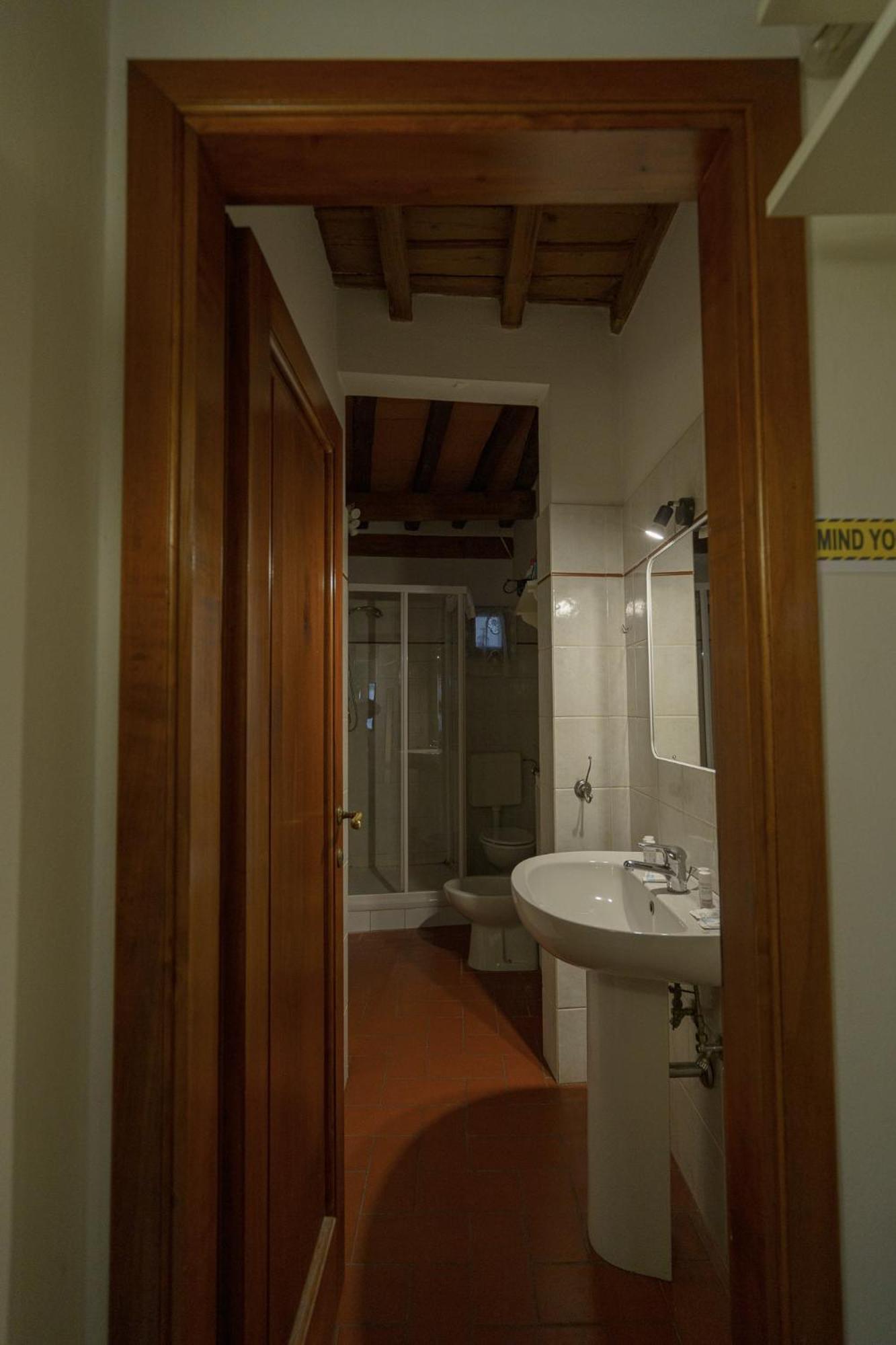 Traditional Florentine 1Br Apartment Close To Piazza Santa Croce فلورنس المظهر الخارجي الصورة