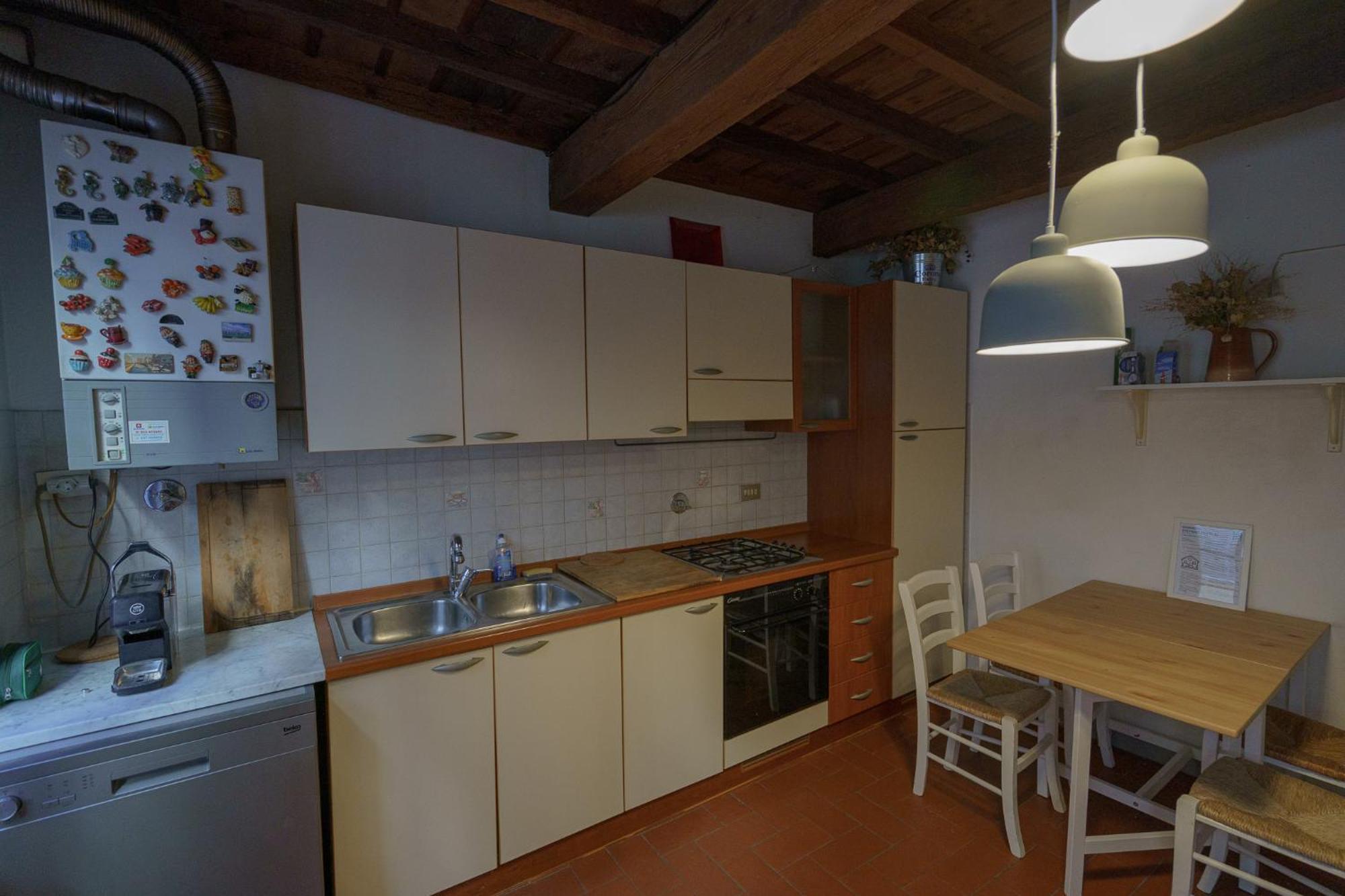 Traditional Florentine 1Br Apartment Close To Piazza Santa Croce فلورنس المظهر الخارجي الصورة